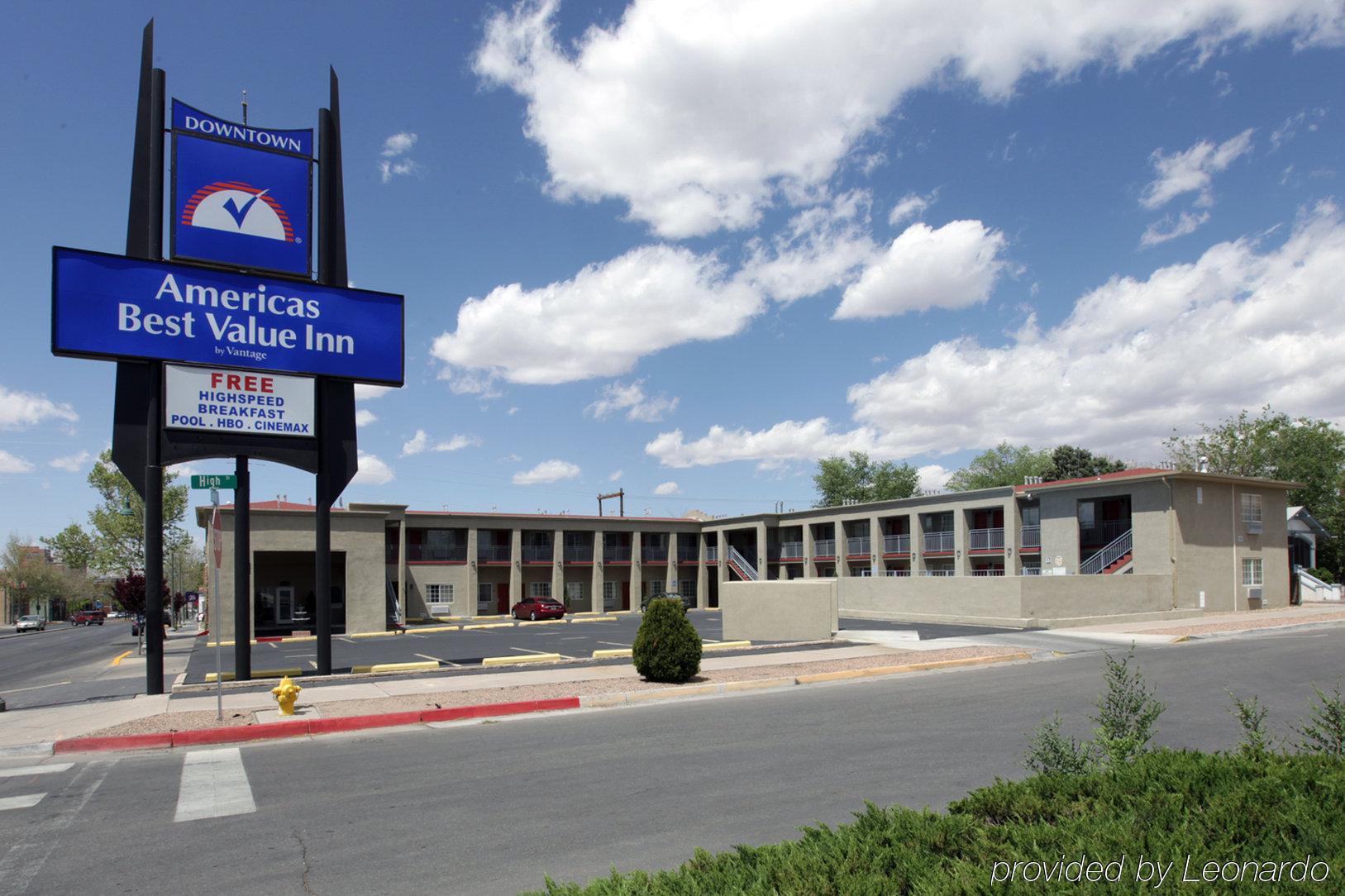 Days Inn By Wyndham Albuquerque Downtown Экстерьер фото